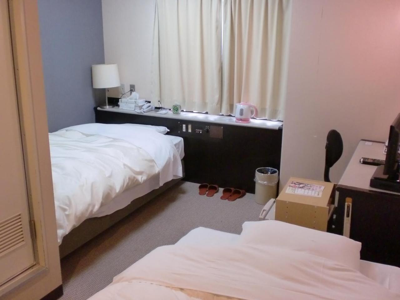 Tsuyama Central Hotel Townhouse Exterior foto
