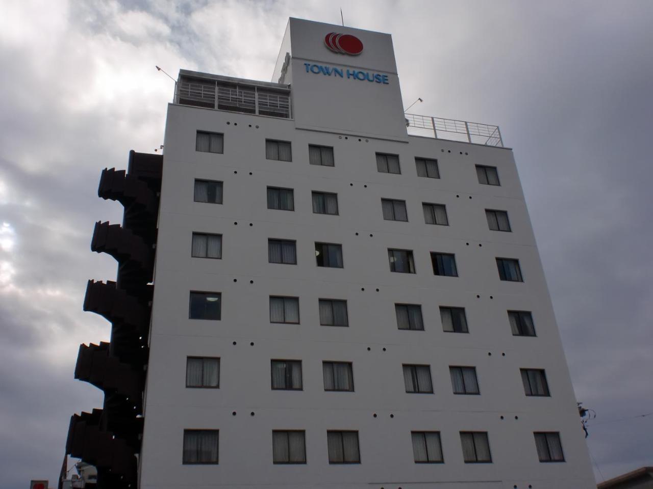 Tsuyama Central Hotel Townhouse Exterior foto